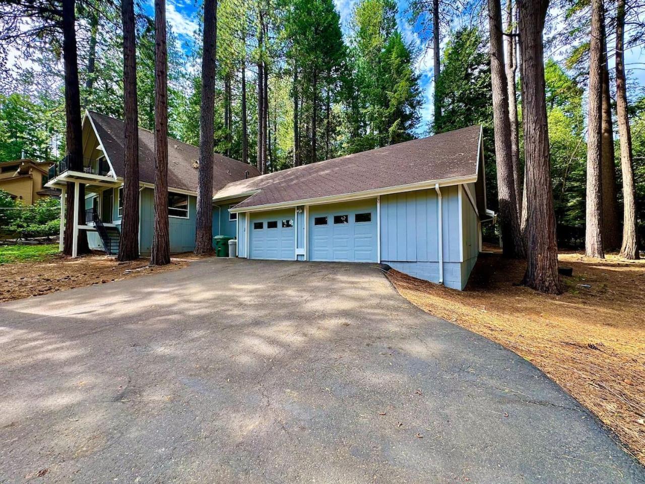 Cabin In The Trees-Game Room Pollock Pines Extérieur photo